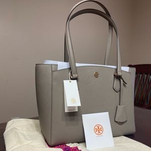 Tory Burch Women’s Robinson Small Tote- Gray Heron